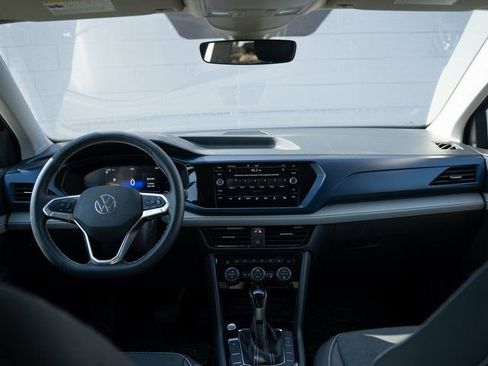 Certified 2024 Volkswagen Taos SE image 21