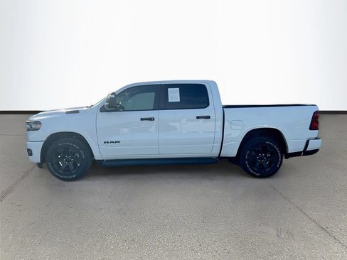Used 2025 RAM 1500 Big Horn AWD/4WD image 4