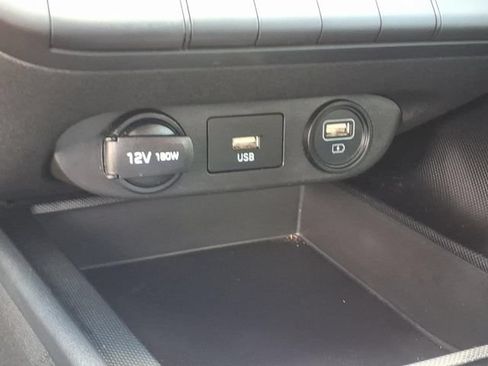 Used 2023 Hyundai Elantra SEL FWD image 20