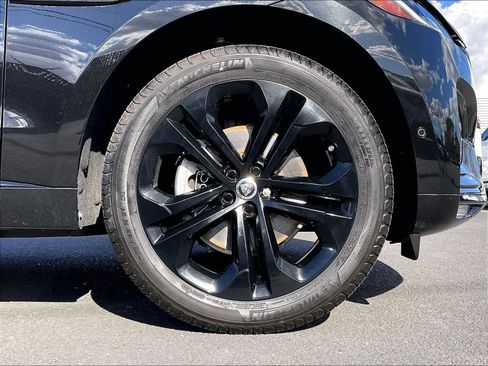 Used 2025 Jaguar F-PACE R-Dynamic S image 10