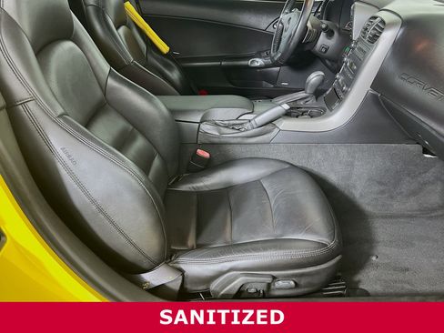 Used 2006 Chevrolet Corvette Convertible w/ Preferred Equipment Group image 19