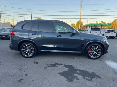 Used 2022 BMW X5 xDrive40i w/ M Sport Package image 8