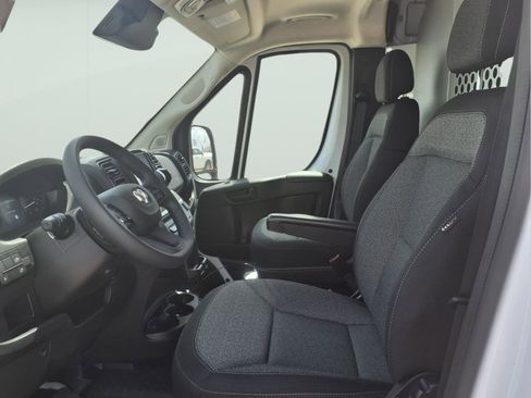 New 2026 RAM ProMaster 2500 w/ Convenience Group image 10