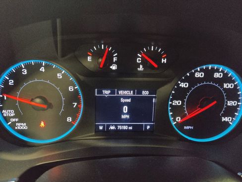 Used 2022 Chevrolet Traverse LS FWD image 23