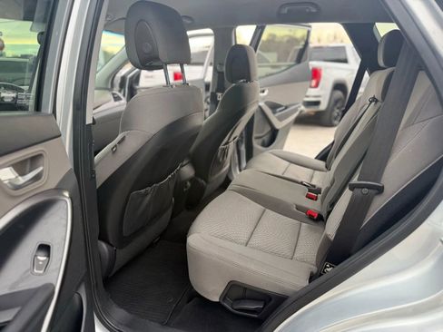 Used 2017 Hyundai Santa Fe Sport image 15
