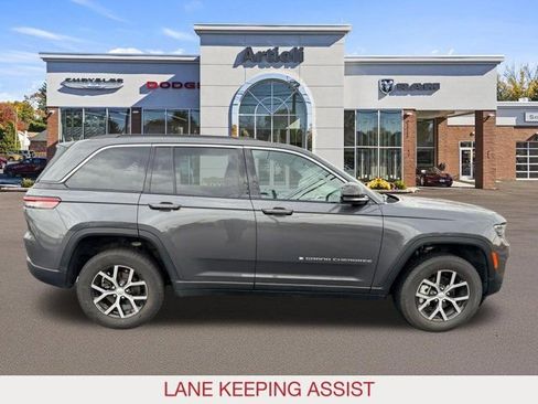 Certified 2025 Jeep Grand Cherokee Limited w/ Trailer Tow Package image 7