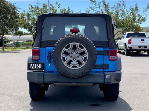 Used 2015 Jeep Wrangler Sport w/ Connectivity Group image 4