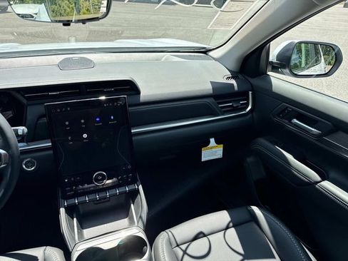 New 2026 GMC Terrain Denali AWD/4WD image 19