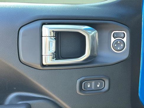 New 2026 Jeep Gladiator Sport image 16