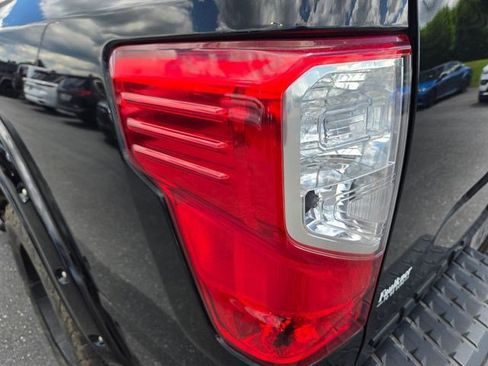 Used 2019 Nissan Titan SL w/ Midnight Edition AWD/4WD image 14