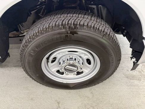New 2026 Ford F250 XL w/ XL Chrome Package RWD image 5