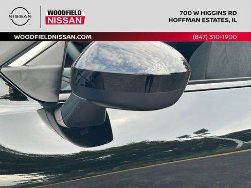 Certified 2026 Nissan Rogue SV AWD/4WD image 9