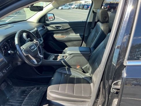 Used 2021 GMC Acadia Denali w/ Denali Ultimate Package image 10