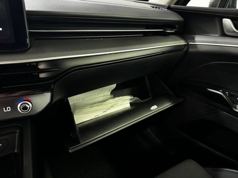 Used 2025 Kia K5 LXS FWD image 26