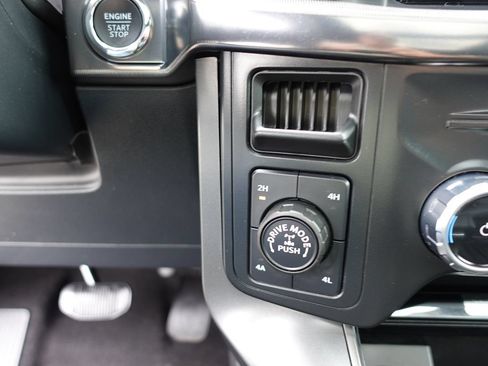 Used 2024 Ford F150 Lariat AWD/4WD image 55
