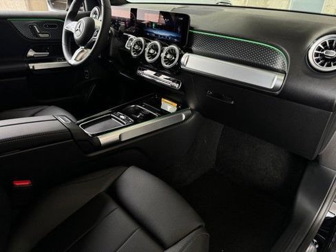 Certified 2025 Mercedes-Benz GLB 250 image 13