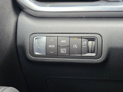 New 2026 GMC Terrain Elevation w/ Elevation Premium Package AWD/4WD image 18
