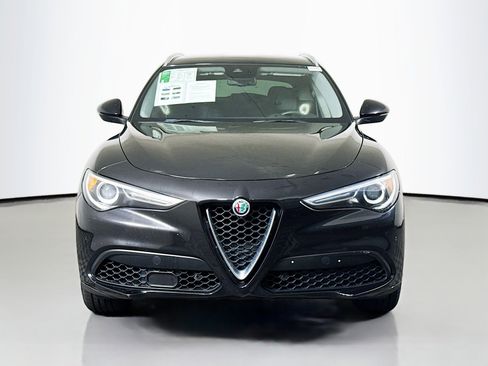 Used 2018 Alfa Romeo Stelvio Ti AWD/4WD image 2