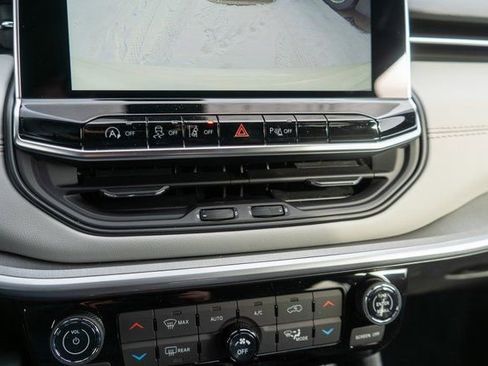 New 2026 Jeep Compass Limited image 22