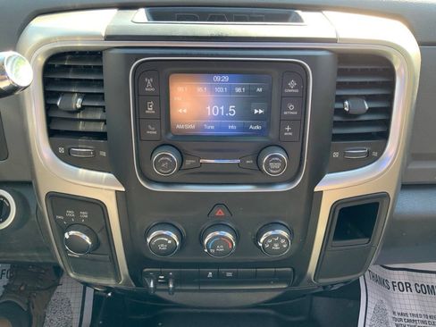 Used 2016 RAM 2500 SLT AWD/4WD image 18