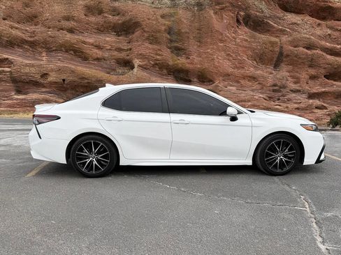 Used 2023 Toyota Camry SE w/ Audio Upgrade Package image 2