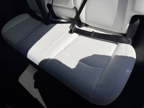 Used 2022 Tesla Model Y Performance image 43