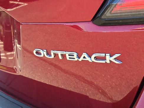 Used 2024 Subaru Outback Premium AWD/4WD image 31
