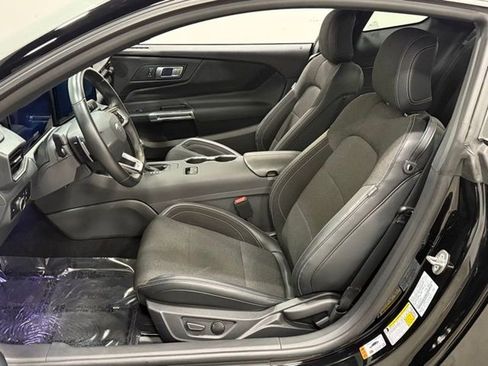 Used 2025 Ford Mustang GT image 14