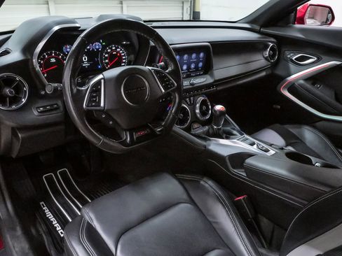 Used 2021 Chevrolet Camaro SS RWD image 2