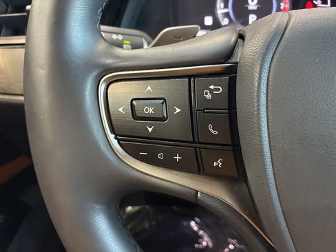 Certified 2025 Lexus ES 350 w/ Premium Package image 22