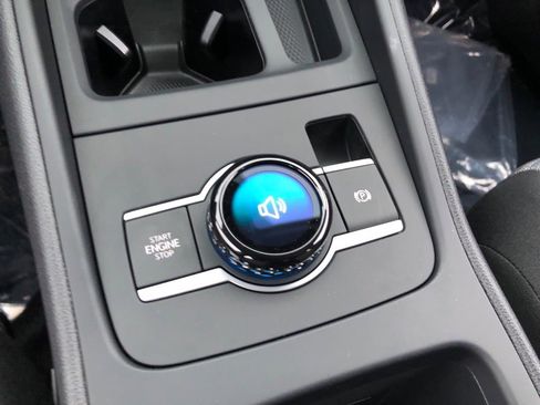 New 2026 Volkswagen Tiguan S image 28