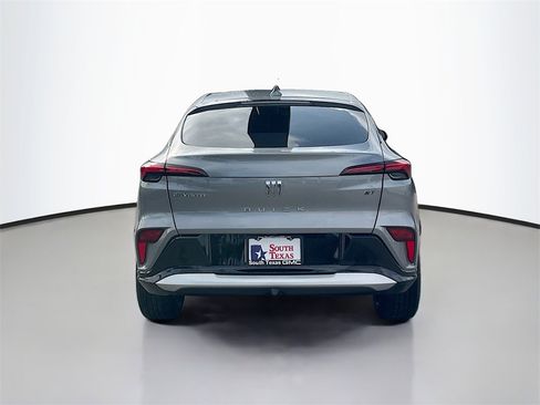 Used 2024 Buick Envista Sport Touring w/ Convenience I Package image 6