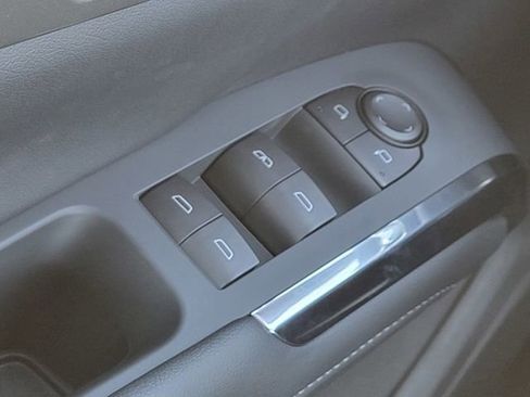 New 2026 Chevrolet Traverse LT w/ Sun and Wheel Package image 31