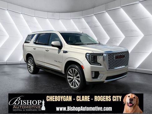 Used 2021 GMC Yukon Denali w/ Denali Premium Package image 20