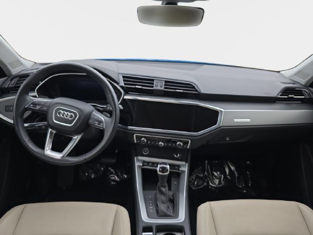 Used 2023 Audi Q3 2.0T Premium w/ Convenience Package AWD/4WD image 10