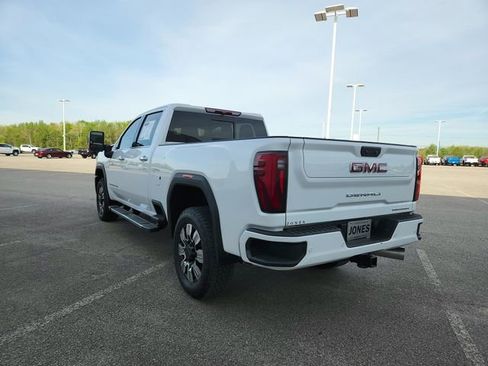 Used 2025 GMC Sierra 2500 Denali image 6