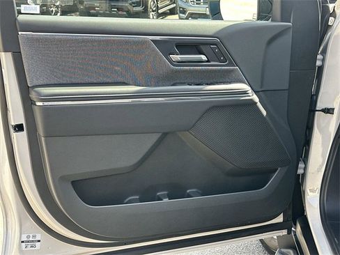 New 2026 GMC Sierra EV Elevation image 18