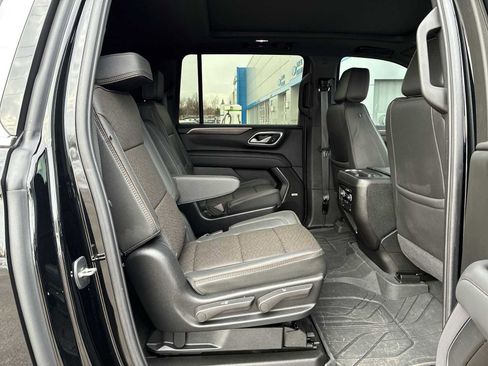 Certified 2024 Chevrolet Suburban High Country image 29