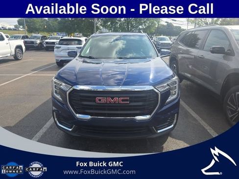 Used 2023 GMC Terrain SLE w/ Driver Convenience Package AWD/4WD image 2
