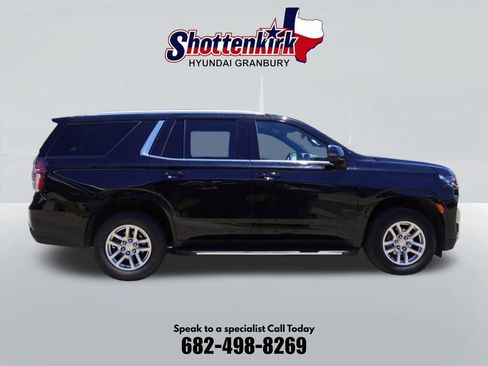Used 2022 Chevrolet Tahoe LT w/ Luxury Package AWD/4WD image 5