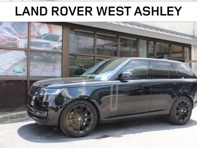 Used 2025 Land Rover Range Rover SE