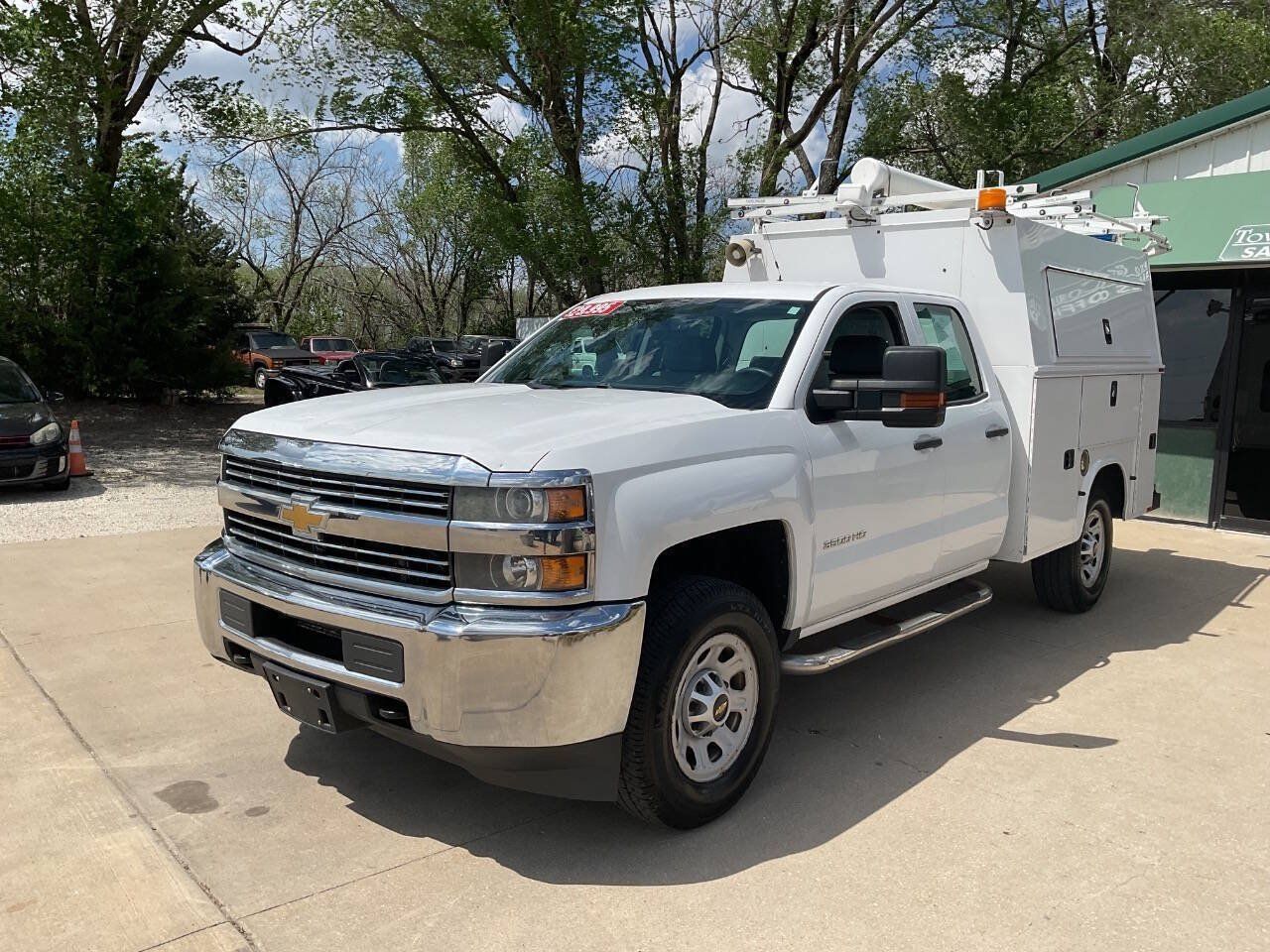 Used 2015 Chevrolet Silverado 3500 W/T w/ WT Fleet Convenience Package AWD/4WD image 5
