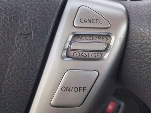 Used 2017 Nissan Versa SV image 22