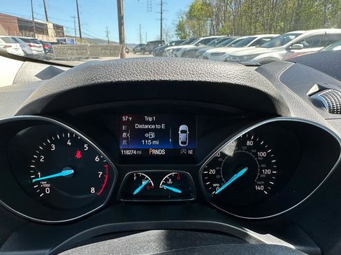 Used 2017 Ford Escape Titanium AWD/4WD image 14