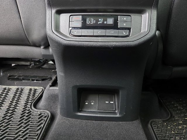 Used 2024 Volkswagen Atlas SEL AWD/4WD image 16