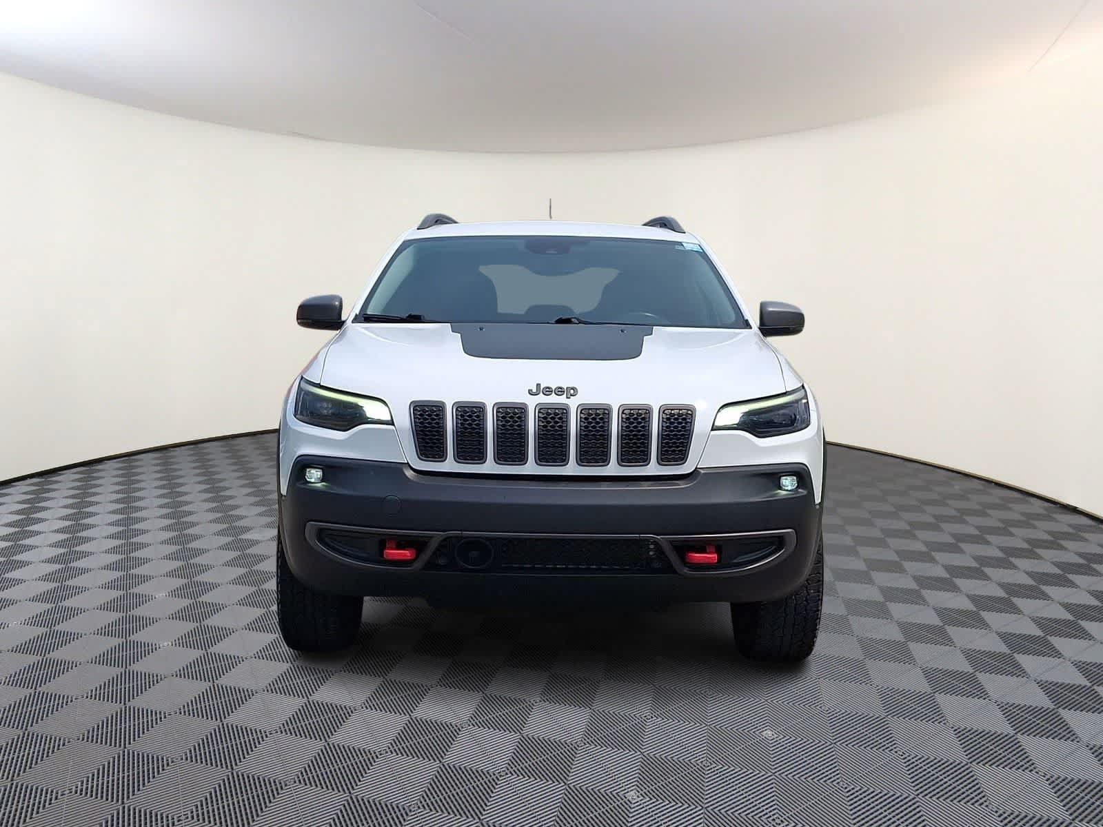 Used 2021 Jeep Cherokee Trailhawk w/ Trailer Tow Group AWD/4WD image 3