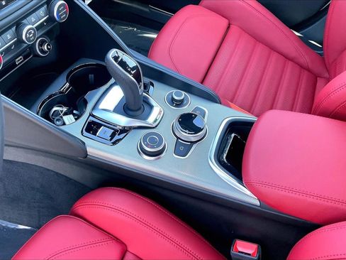 New 2026 Alfa Romeo Giulia image 8