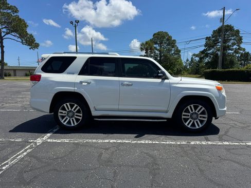 Used 2013 Toyota 4Runner Limited image 5