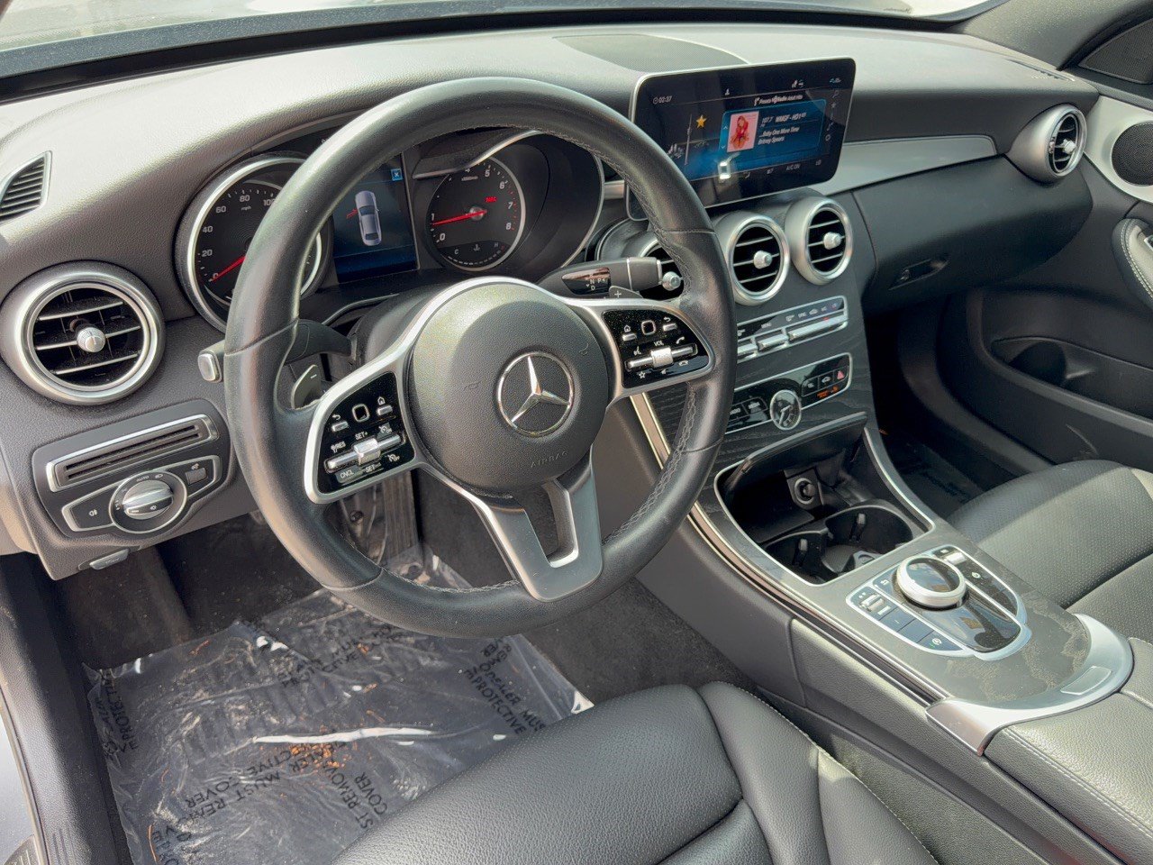 Used 2019 Mercedes-Benz C 300 Sedan image 4