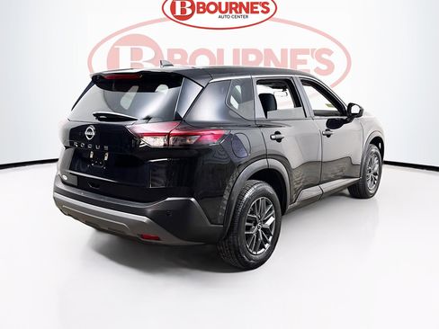 Used 2023 Nissan Rogue S FWD image 9